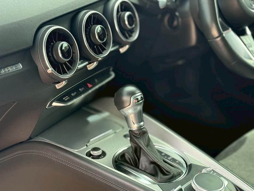 AUDI TT 45 TFSI Quattro S line 2018  11