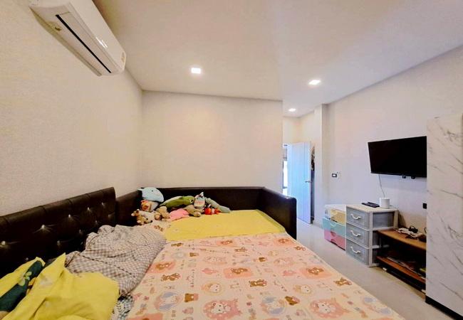 ขายบ้าน หมู่บ้านร็อคการ์เด้น สุวรรณภูมิ เฟส 3 ซอยหลวงแพ่ง 4/1 บางเสาธง สมุทรปราการ 6