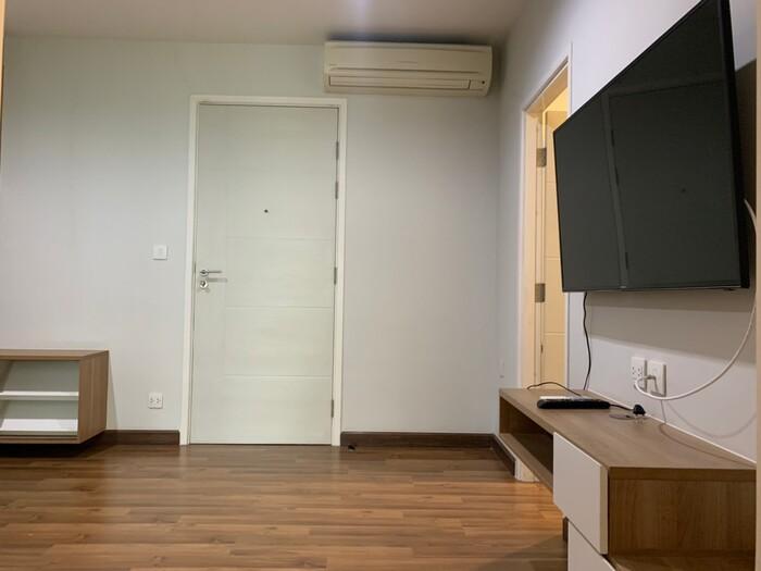 เช่าถูก 11,000 บาท ** รหัส 190805 ** 1 นอน 42 ตร.ม ** เซ็นทริค ติวานนท์ สเตชั่น ** ติดรถไฟฟ้า แยกติดวานนท์ ** 088-398-3835 MR.BOAT 5