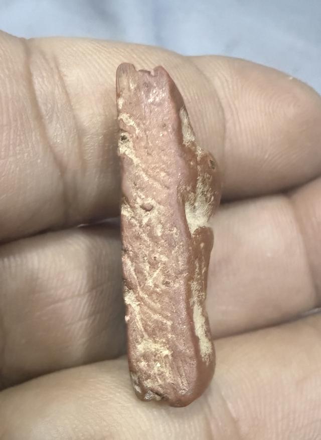 พระนางพญาพิษณุโลกพิมพ์เข่าตรง 3