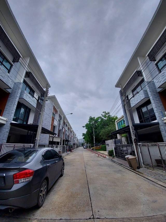 ให้เช่า ทาวน์โฮม 3 ชั้น หมู่บ้าน Plex Bangna Village (ติดริมถนน บางนา-ตราด กม.5) 11