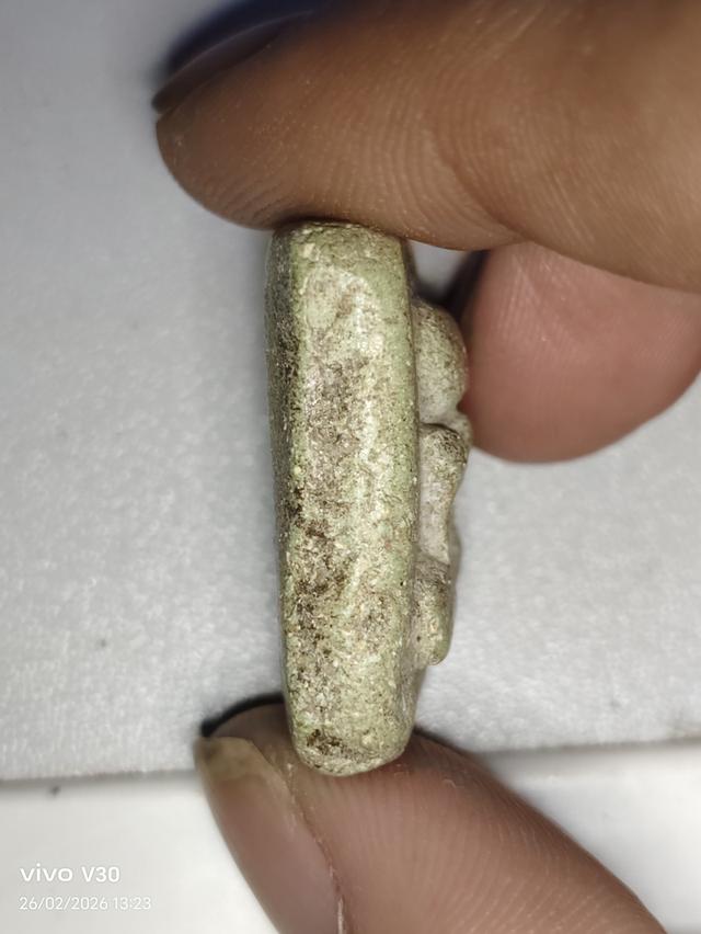 พระเครื่องของสะสมของเก่า รูปที่ 2