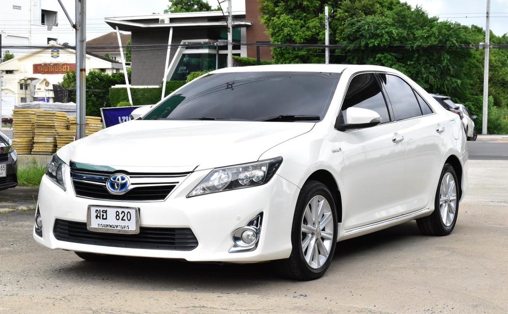 รหัสรถ PB820 TOYOTA CAMRY 2.5 HV AUTO 2012