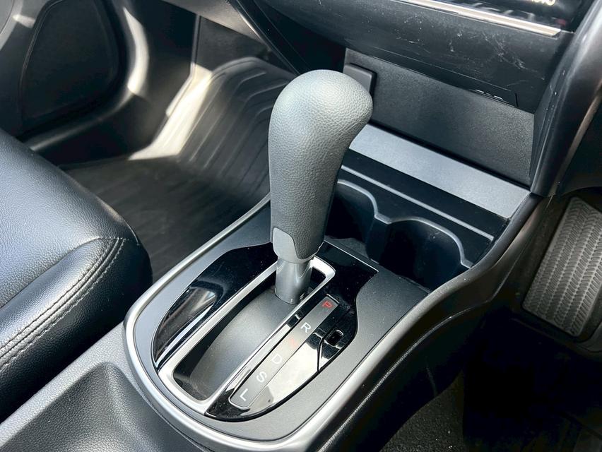 Honda city 1.5v+ ปี2018 รถบ้าน มือเดียว สภาพสวยจัดๆ ไม่เคยชน ไม่เคยติดแก๊ส 13