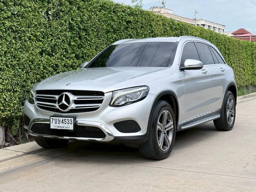 (แจ้งรหัสรถ PR4533) Benz GLC220d 4Matic ปี 2020