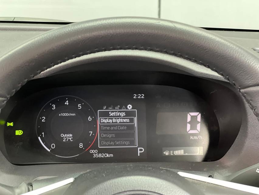 Toyota Yaris 1.2Premium ปี23 7