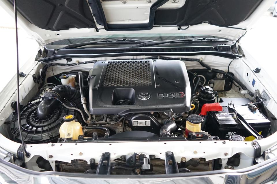 2015 TOYOTA VIGO 2.5E