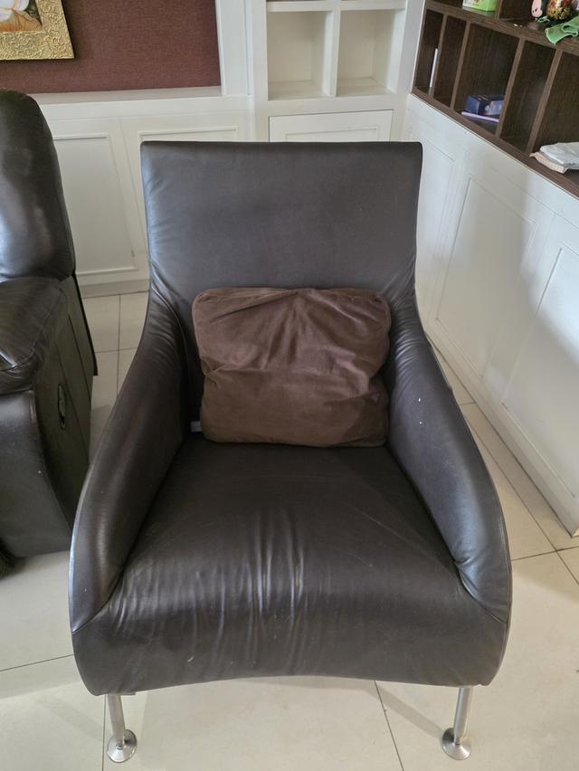 โซฟา ชิ้นเเดียว สีน้ำตาล ขนาดใหญ่ รูปที่ 2