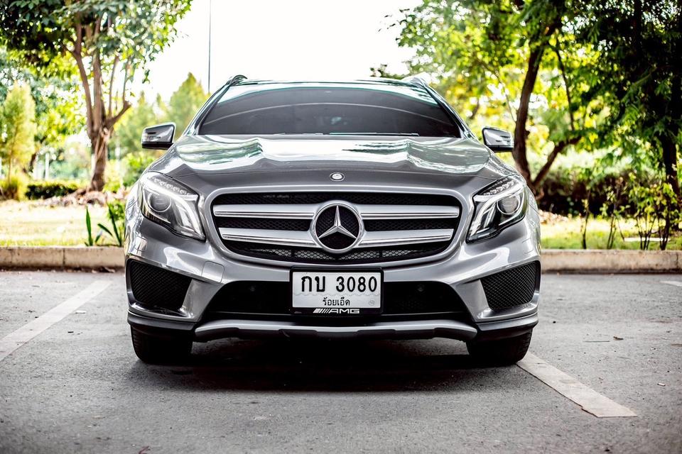 Mercedes Benz Gla250 ปี 2017