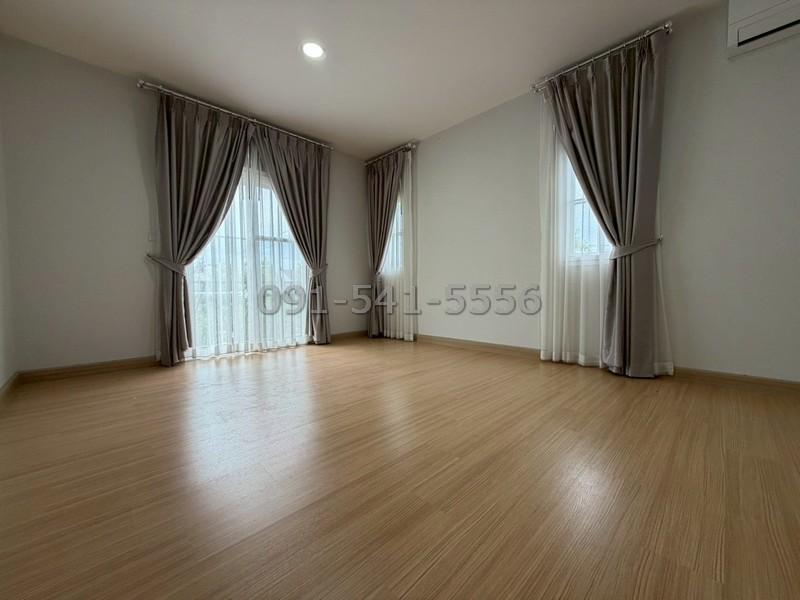 ขายบ้านสวย 2 หลัง อารียา ลิฟวิ่ง สกลนคร ที่ดินรวม 117.5 ตรว เหมาะสำหรับครอบครัวใหญ่ อยู่สบาย บรรยากาศร่มรื่น มีสวนรอบบ้า 5