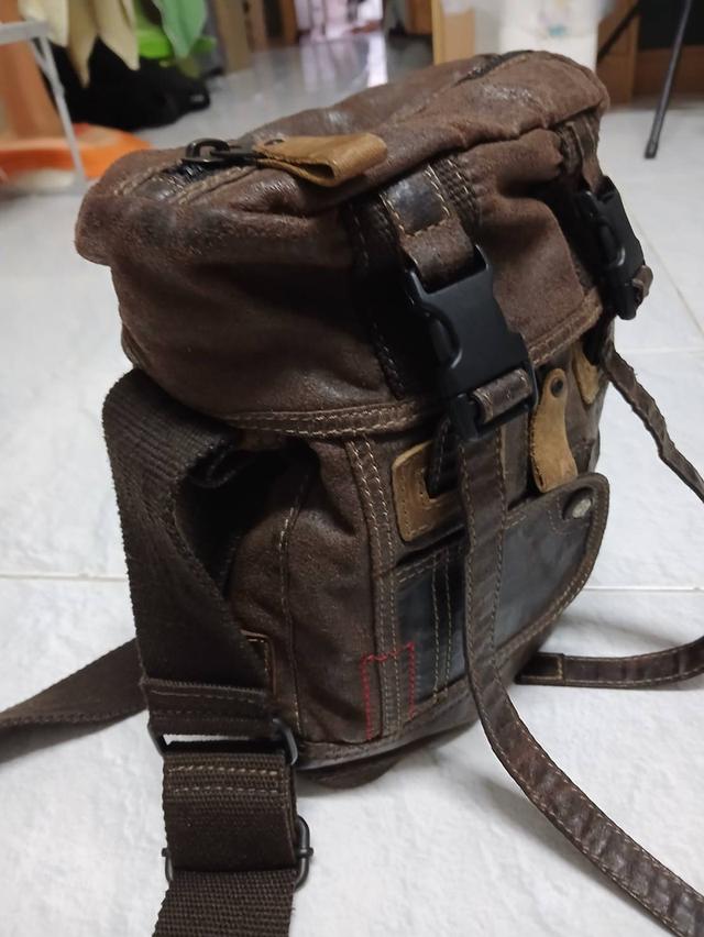 ขายกระเป๋าสะพายใส่ของหนัง