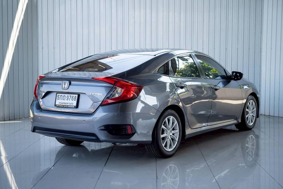 Homda Civic 1.8E ปี16 6