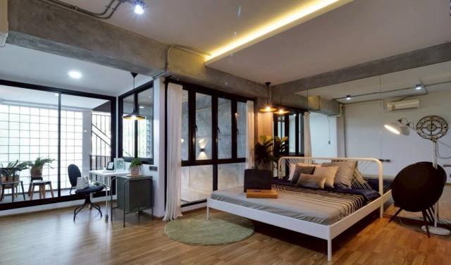 ขายบ้านสไตล์ Industrial Loft 3 ชั้นเล่นระดับ ซอยเอกมัย 28 ดีไซน์โดดเด่นมีเอกลักษณ์ พร้อมอยู่ เหมาะทั้งอยู่อาศัยและทำโฮมออฟฟิศ 5