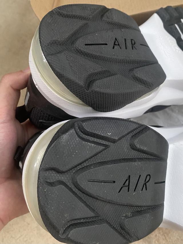 (ลดหนัก)Nike Air Max Graviton 6