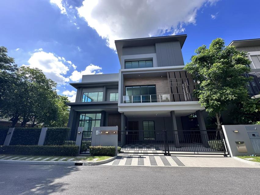 ขายบ้านเดี่ยว 3 ชั้น แกรนด์บางกอก บูเลอวาร์ด ราชพฤกษ์-พระราม 5 Grand Bangkok Boulevard Ratchapruek-Rama5 ขนาดที่ดิน 124.20 ตารางวา 1