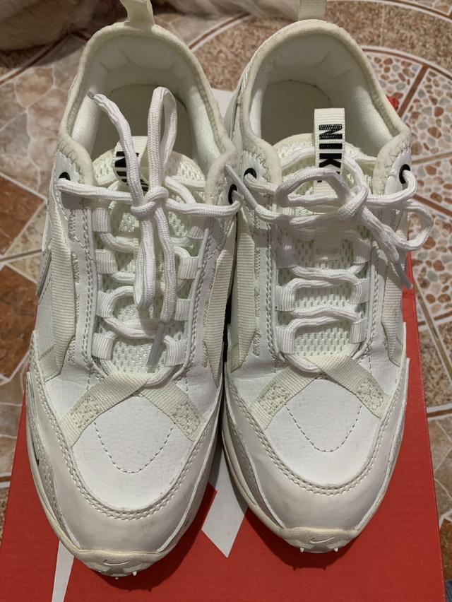 รองเท้า Nike TC9700 Summit White