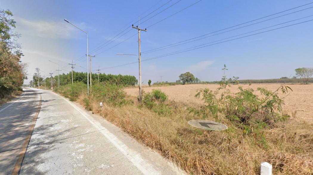 ขาย ที่ดิน ME394 ผัง EEC ม่วงลาย ทำเลดี ถมแล้ว ท่าบุญมี เกาะจันทร์ ชลบุรี . 35 ไร่ 65 ตรว ติดถนนคอนกรีต 2 ด้าน ใกล้ถนน 3 4