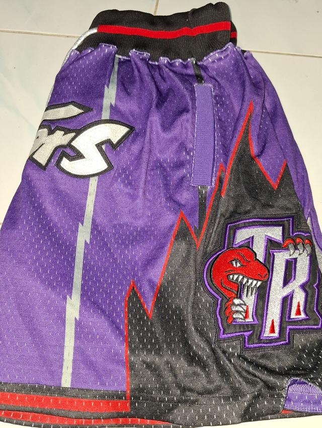 กางเกงบาสMitchell & Ness 1998/99 Toronto Raptors Swingman Men Shorts - Purple รูปที่ 3
