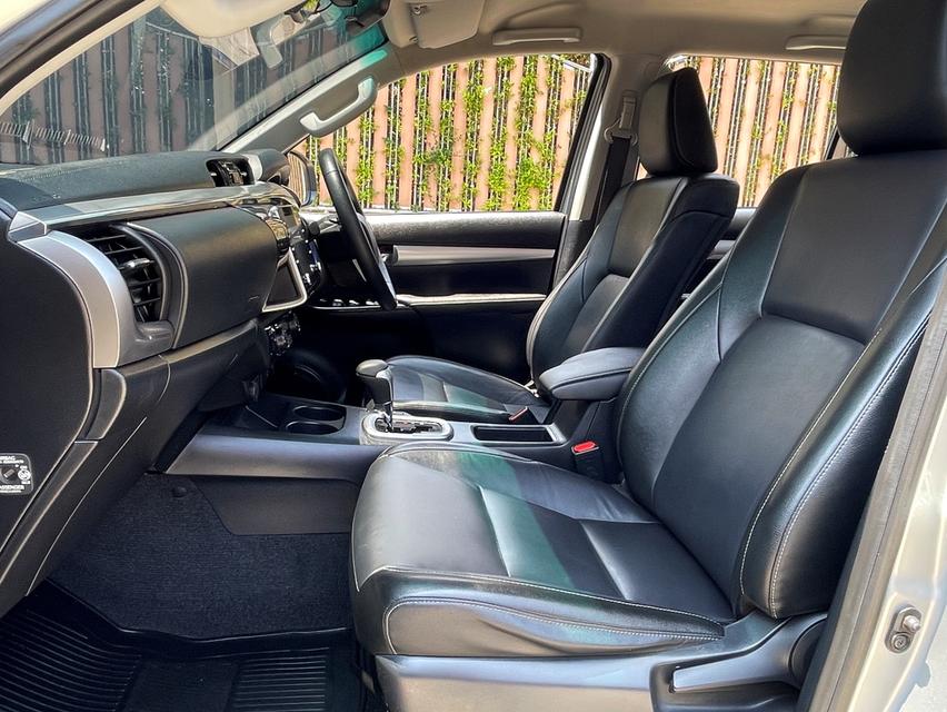 TOYOTA HILUX REVO DOUBLE CAB 2.8 HIGH 4WD ปี 2022 AUTO 4X4 สภาพนางฟ้า รูปที่ 10