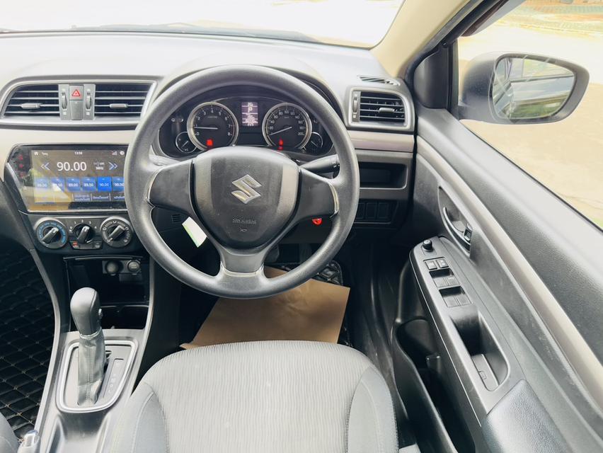 Suzuki Ciaz ตัว GL ปี2022 เครื่องยนต์เบนซิน AUTO ไมล์แท้ 100%คะวิ่งมาคะ66,xxxกว่ากิโลคะ