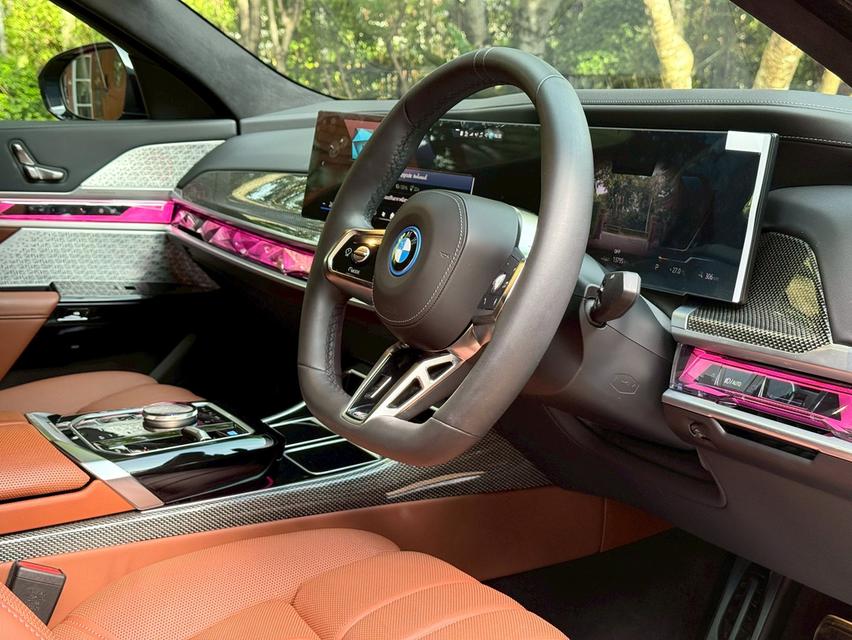 รหัสรถ PJP7287 📌2022 BMW i7 xDrive60 M-Sport (First Edition) 10