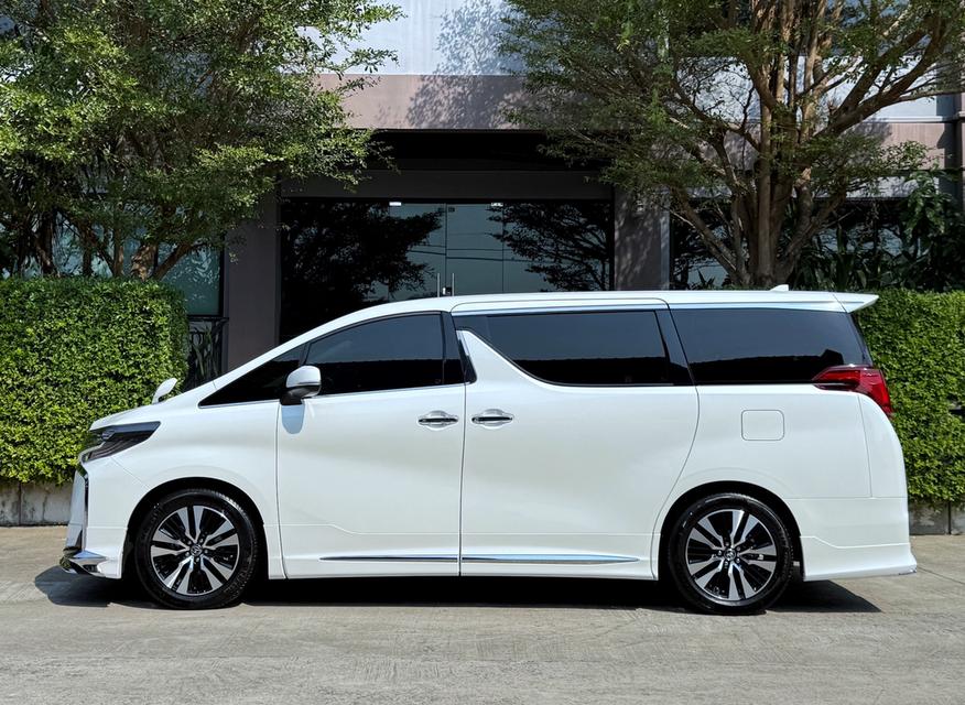 2023 TOYOTA ALPHARD SC รถมือเดียว ปี 2023 แท้ รถวิ่งน้อย เข้าเช็คระยะศูนย์ TOYOTA ตลอด รถไม่เคยมีอุบัติเหตุครับ 5