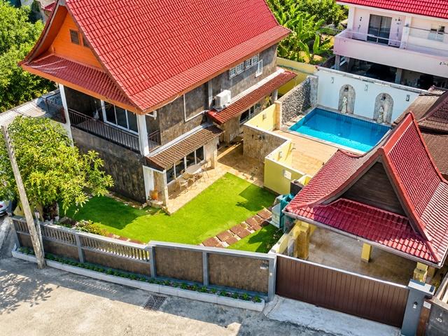 ใกล้เทศบาลเมืองหนองปรือ 500 ม. 132 ตร.ว. พรประภานิมิตร13-19 พูลวิลล่า 2 ชั้น 3 นอน 3 น้ำ 527 ตร.ม. พร้อมสระว่ายน้ำส่วนตั 1