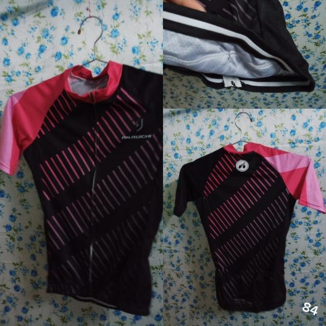 ชุดออกกำลังกาย,เสื้อผ้ามือ 1-2 ราคา10-50