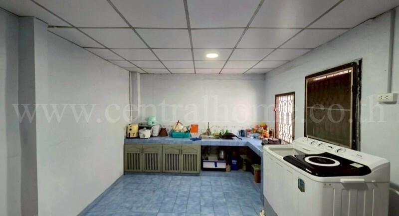 ทาวน์เฮ้าส์ บ้านชลเทพ บางพลี สมุทรปราการ ต่อเติมครบ พร้อมอยู่ ราคาถูก 11