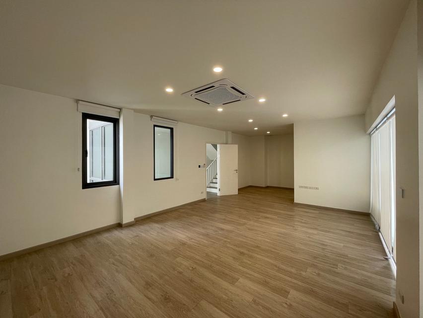 🏢 For Rent – ARKIN Vibhavadi 84  NEAR HARROW 3น4น บ้านให้เช่าบ้านสไตล์  HOME OFFICE วิภาวดี 84  รับจดทะเบียนบริษัท Company registration allowed”** ✅  3