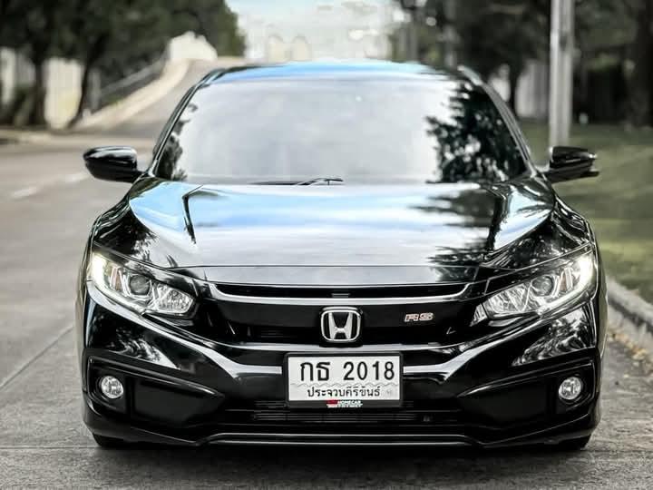 Honda Civic สีดำ 2