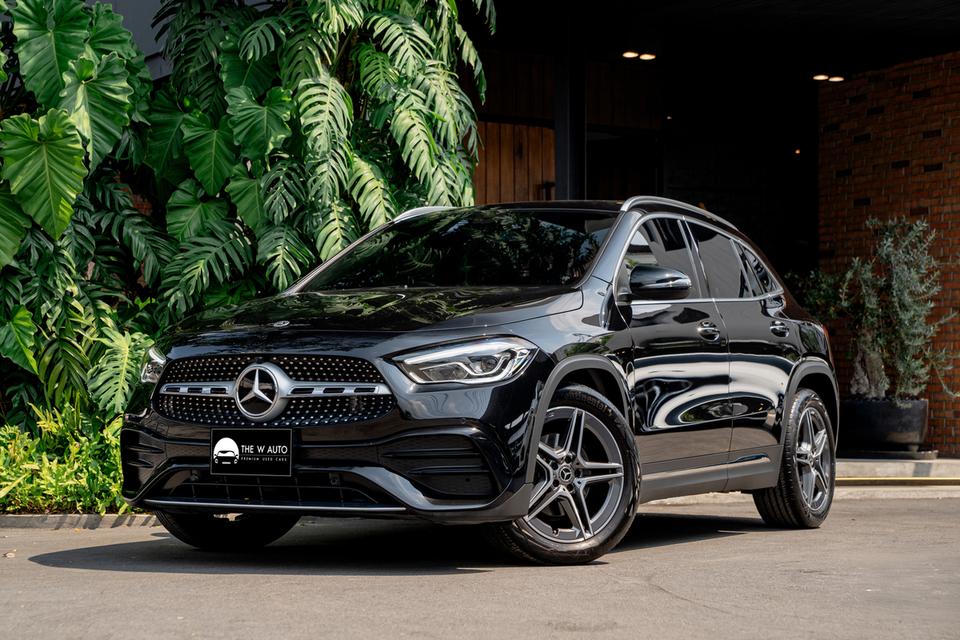 Mercedes-Benz GLA200 AMG Dynamic ปี 2021 👀8,xxx km. ขยี้ตารัวๆ มือสองแบบใดวิ่งน้อยมากก!