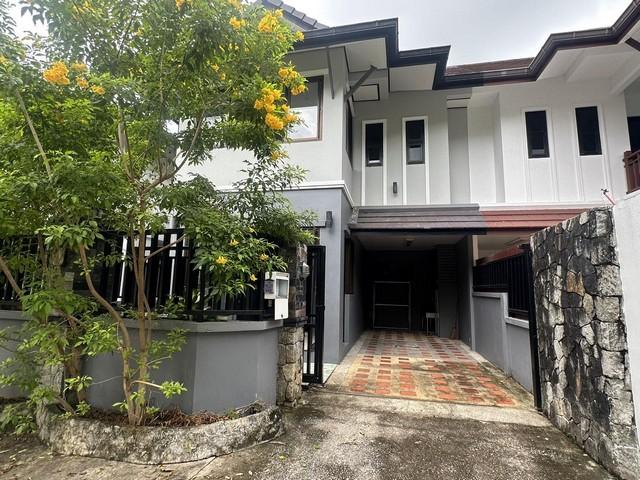 For Rent : Kata, 2 storey twin house, 3 bedrooms 3 bathrooms 1