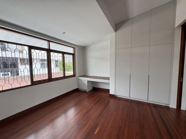 P438 ให้เช่าบ้านเดี่ยว รีโนเวทใหม่ ซอยปรีดีพนมยงค์ 25 เอกมัยซอย 10 บ้านร่มรื่นเหมาะอยู่อาศัย ใจกลาง สุขุมวิท เอกมัย  10