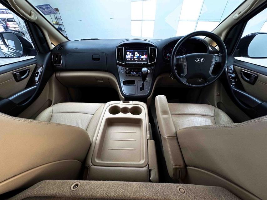 HYUNDAI GRAND STAREX 2.5 VIP โฉมปี (18-ปัจจุบัน) 2019 รูปที่ 15