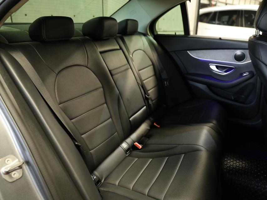 2020 Mercedes-Benz C220 2.0 W205 (ปี 14-22) d Avantgarde Sedan AT B3750 รูปที่ 18