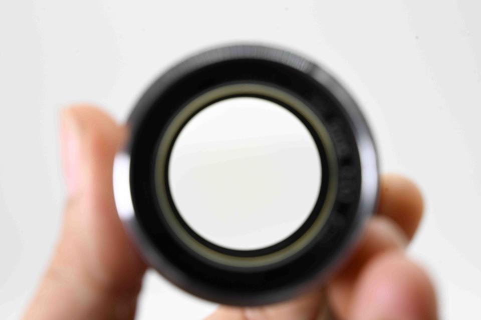 Zunow Opt Zunow-Elmo Cine 38มม.f/1.1 D Leica M mount 11