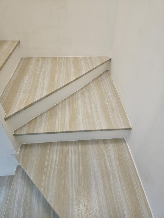 ทาวน์โฮม 2 ชั้น 3 ห้องนอน 2 ห้องน้ำ 19