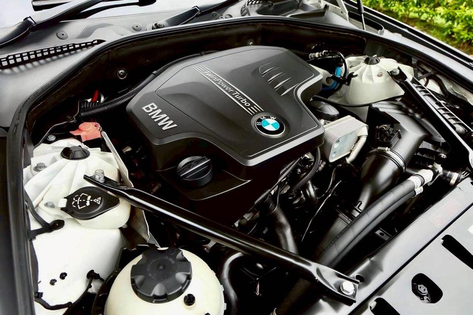 รหัสรถ PR5875 Bmw F10 520i LCI Twin Turbo ปี 2013 8