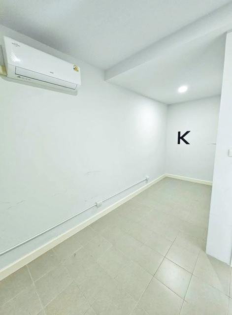 ถ.เพชรเกษม77-81 โฮมโปร เพชรเกษม 2.5 กม. ให้เช่าอาคาร 3.5 ชั้นหลังริม 28 ตร.วา.350 ตร.ม. 5 นอน 3 น้ำ ตลาดอุ่นเรือน 1.1 กม 4