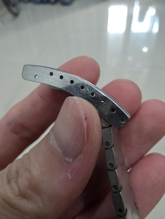 A.สายนาฬิกา ยี่ห้อ OMEGA โอเมก้า ของเก่าเก็บ มีข้างเดียว สวยเดิมๆ ขายตามสภาพ พร้อมส่ง รูปย่อยที่ 4