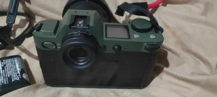 ขายกล้องคอมแพค Leica รุ่นใหม่ 3