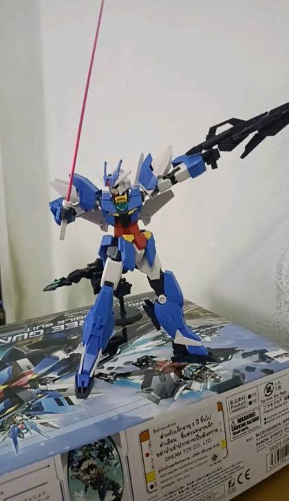 โมเดลกันดั้ม รุ่น HG Earthree Gundam 2