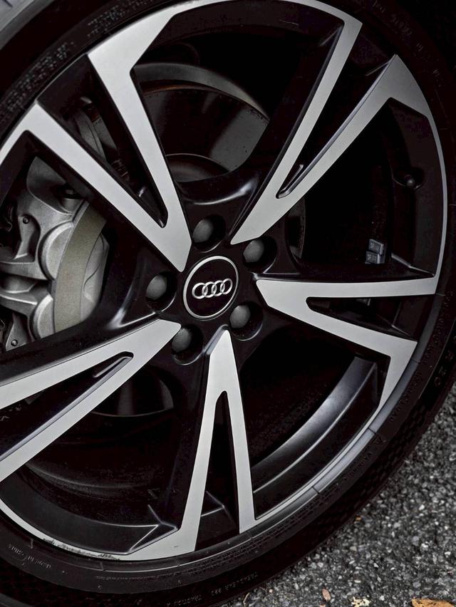 รหัสรถ PR2431 AUDI Q5 40 TDI Quattro (เครื่องดีเซล)ปี 2020 14