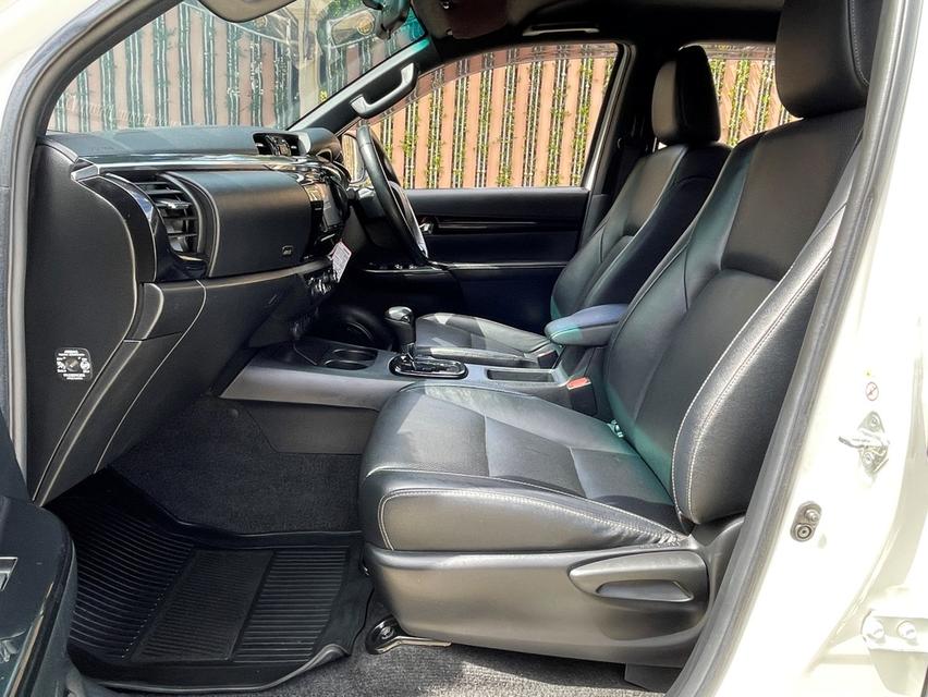Toyota Revo Rocco 2.8G ปี18 11