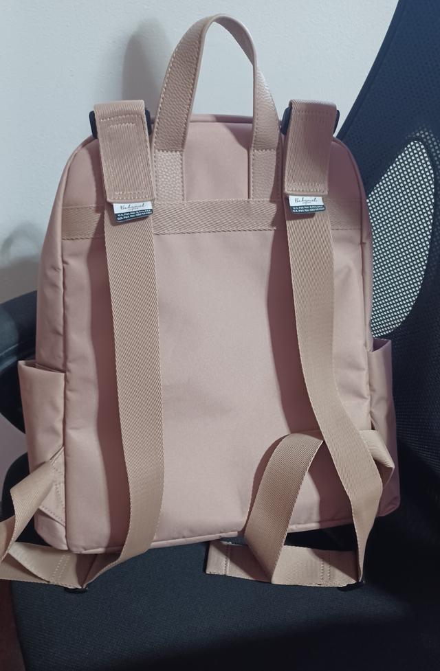 เป้สะพายหลัง นน.เบา สีเปลือกอัลมอนด์