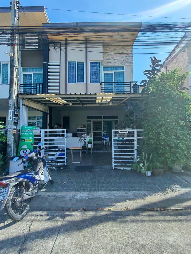 บ้านทาวน์โฮม​ กัสโต้​รามคำำ​แห​ง 1