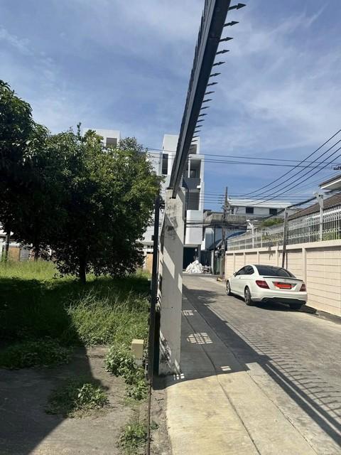 ให้เช่าที่ดิน93ตร.ว.ย่านอารีย์ อารีย์สัมพันธ์3 เหมาะกับทุกธุรกิจร้านอาหารคาเฟ่สปาสตูดิโอหรือโฮมออฟฟิศ ใกล้กระทรวงการคลัง 3