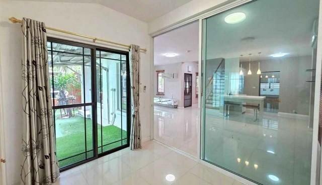 PB5942ให้เช่า บ้านเดี่ยว โครงการ มัณฑนา เลค วัชรพล ซอยสุขาภิบาล5 ซอย63/2 หน้าบ้านหันทางทิศใต้รับลม ตัวบ้านอยู่โซนทะเลสาบ(Charming Zone) 6