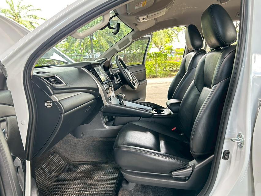 ขายรถ Mitsubishi pajero Sport 2.4 ปี 2022 สีขาว เกียร์ออโต้ 9